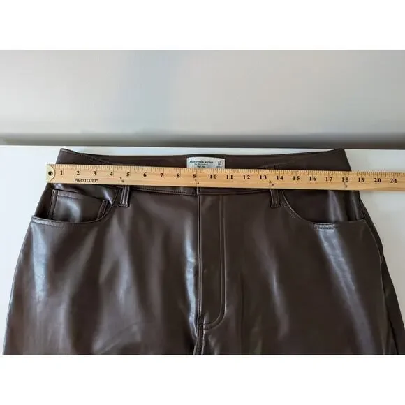 Abercrombie & Fitch 90’s Straight Ultra High Rise Brown Faux Leather Pant Sz 33